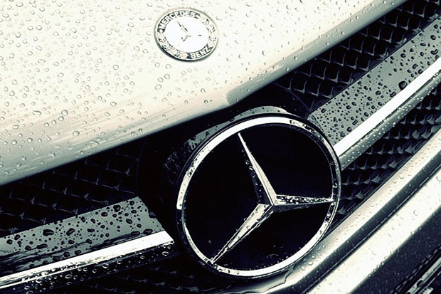 Bodi Mercedes-AMG S63 Coupe Terbaru Dibalut Silver