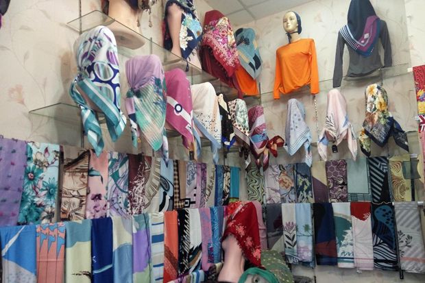 Hijab Asal Turki dan China Paling Laris Dijual