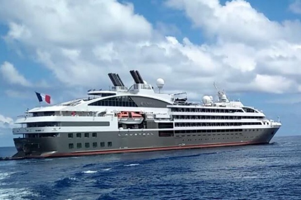 Kapal Pesiar Prancis Ajak Turis Saksikan Pesona Sulawesi Utara