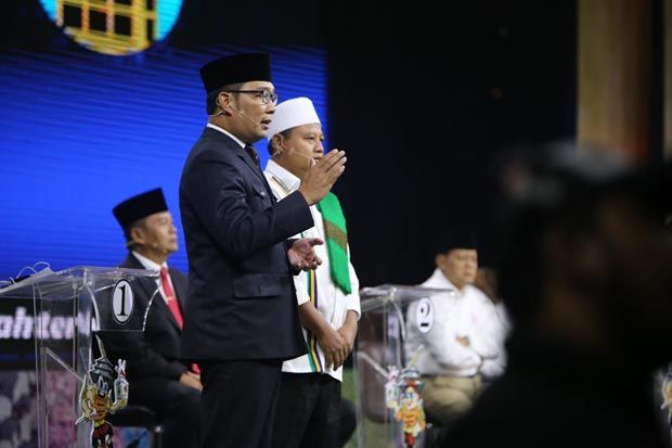 Ridwan Kamil Awali Paparkan Visi Misi dengan Bahasa Isyarat dalam Debat ke-3