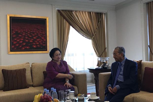 Bertemu 30 Menit, Mega Tanya Strategi Mahathir Bisa Terpilih Kembali