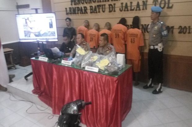 Lima Pelempar Batu di Tol Tangerang-Merak Terancam 9 Tahun Penjara