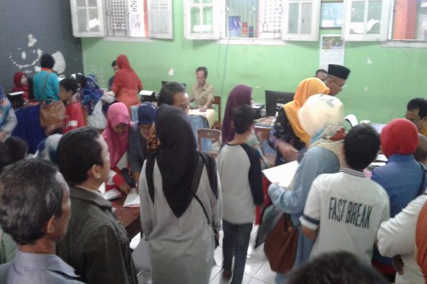 Orang Tua Murid di Purwokerto Keluhkan Sistem Zonasi dalam PPDB