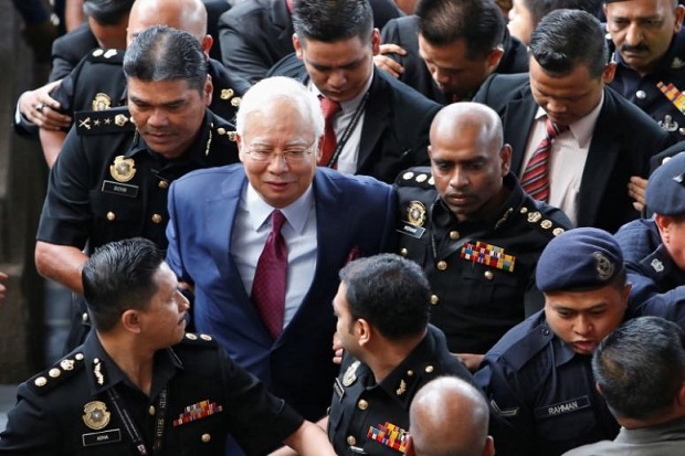 Merasa Difitnah, Najib Berharap Proses Hukum yang Adil