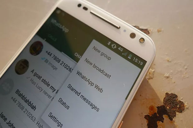 India Desak WhatsApp Pasang Filter Berita Bohong
