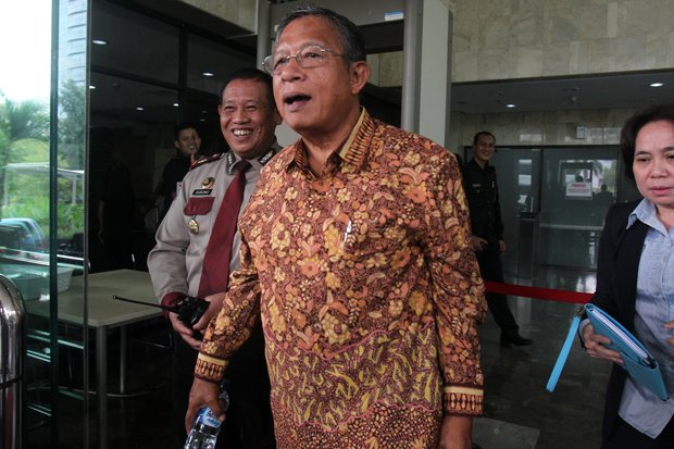 Darmin Belum Optimis Neraca Perdagangan Bakal Surplus