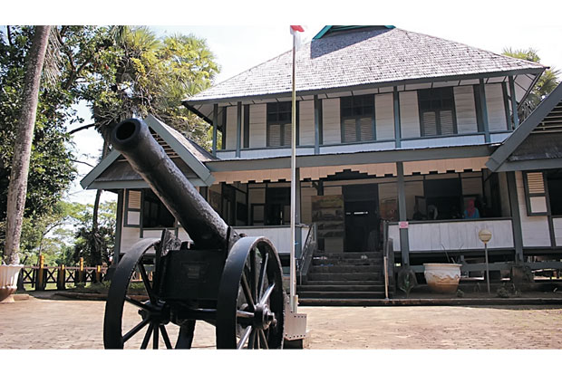 Wisata Sejarah di Makassar