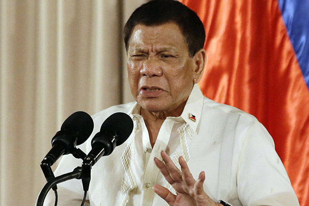Duterte Siap Mundur Jika Ada Orang yang Selfie dengan Tuhan
