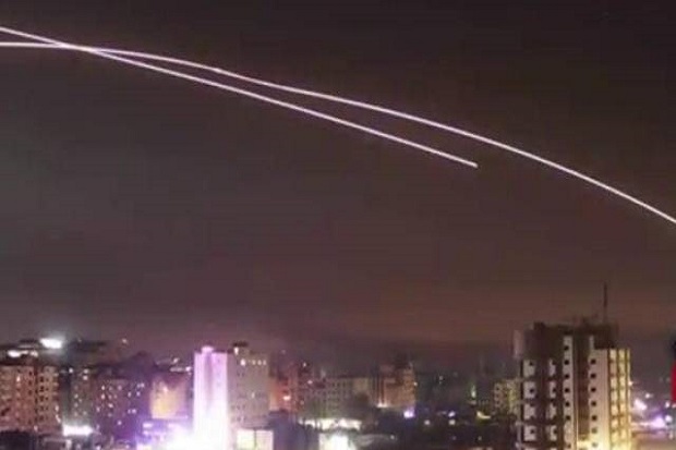 Suriah Tembak Jatuh Rudal Israel Pengincar Pangkalan T-4