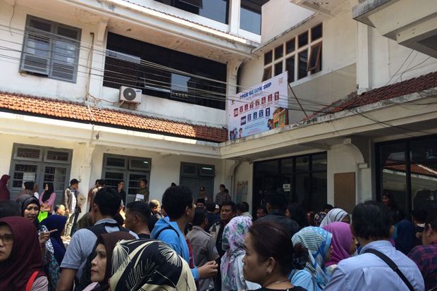 Zonasi 90% Dianggap Merugikan, Warga Kembali Demo Disdik Kota Bandung
