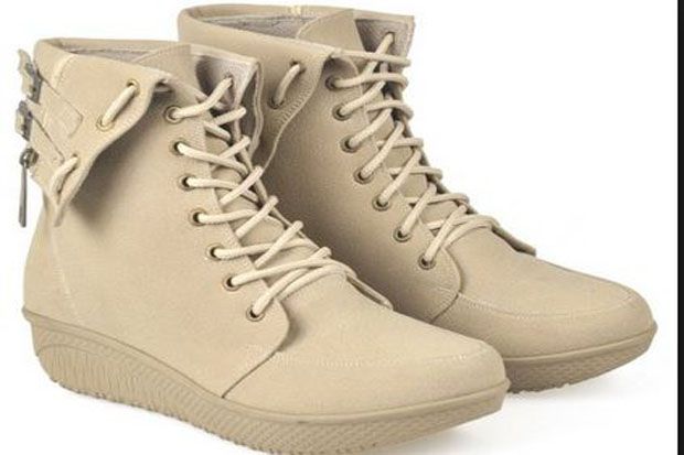 Karl Lagerfeld Hadirkan Koleksi Boots untuk Musim Gugur