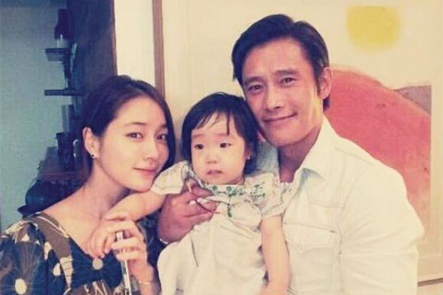 Lee Byung Hun Sosok Penyayang Keluarga