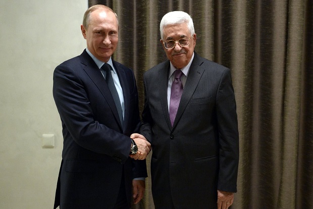 Bahas Hubungan Rusia-Palestina, Putin Undang Abbas ke Moskow
