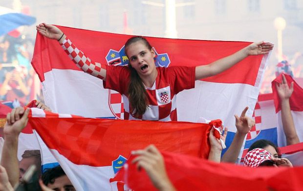 Suporter Kroasia Larut dalam Kekecewaan
