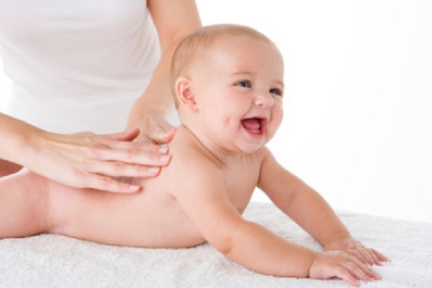 Manfaat Pijat Bayi untuk Pertumbuhan dan Kesehatan