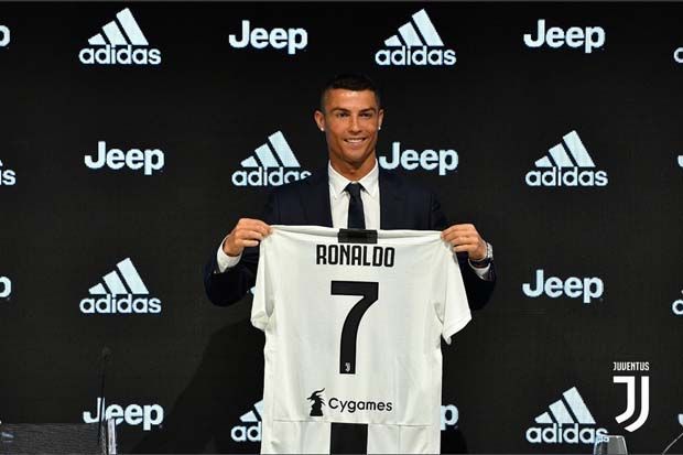 Juventus Resmi Perkenalkan Cristiano Ronaldo sebagai Pemain Baru