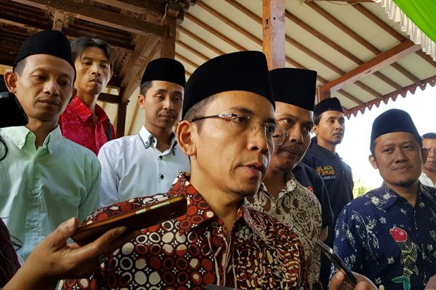 Disebut Cawapres Ideal Jokowi, TGB Respons dengan Candaan