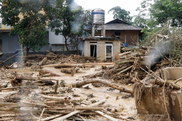 19 Tewas dan 13 Hilang dalam Banjir di Vietnam