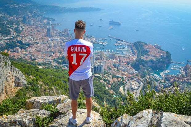 AS Monaco Resmi Boyong Gelandang Aleksandr Golovin