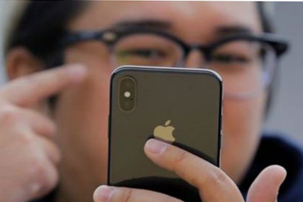 Panel iPhone Murah Adopsi Teknologi Full Active Jepang