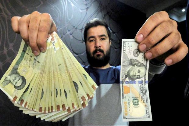 Rial Iran Jatuh ke Rekor Terendah 112.000 per Dolar AS