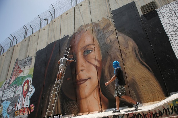 Israel Usir Dua Seniman Italia Pelukis Mural Tamimi