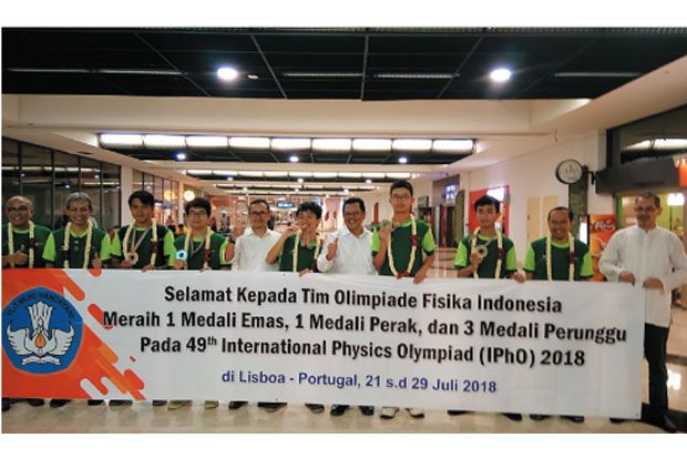 Tim Olimpiade Sains Indonesia Semakin Bersinar