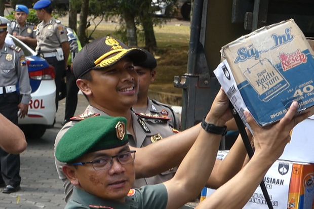 TNI-Polri Banyumas Kirim Bantuan 2 Truk untuk Korban Gempa Lombok