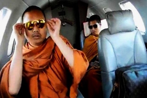 Wirapol, Biksu Mewah Sarat Skandal Seks Dipenjara 114 Tahun