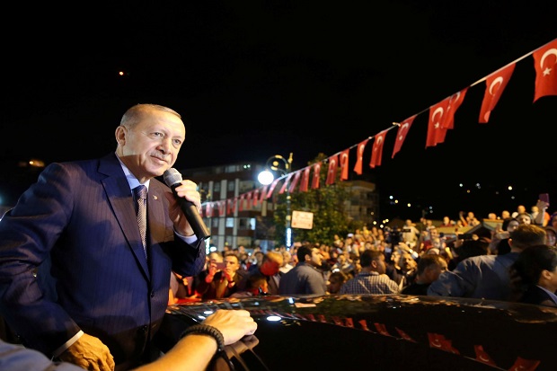 Erdogan: AS Punya Dolar, Turki Punya Tuhan