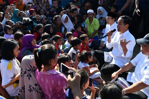 Di Lombok Utara, Jokowi Sempat Tinjau Renovasi Rumah Zohri