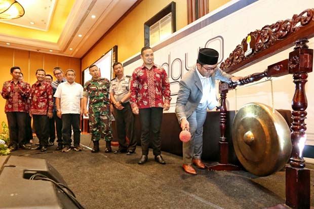 Ridwan Kamil Tantang HIPMI Bandung Ciptakan Perubahan