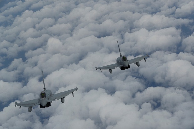 Rusia Sebut Inggris Membual Cegat 6 Jet Su-24 di Atas Laut Hitam