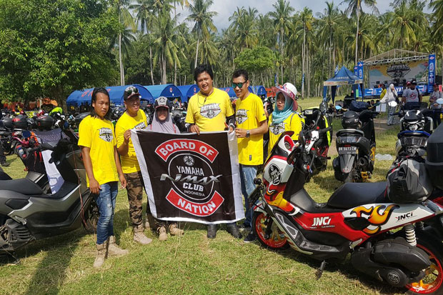 Semangat Kemerdekaan Dikobarkan Ribuan Bikers MAXI Yamaha