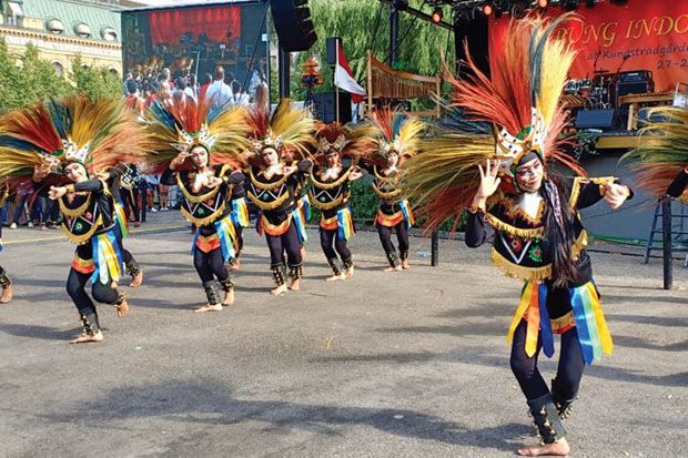 Tarian Tradisional Indonesia Tampil di Swedia