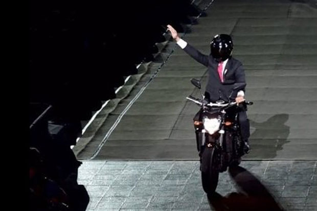 Nolan Pastikan Pelindung Kepala Jokowi Kisaran Rp5 Jutaan