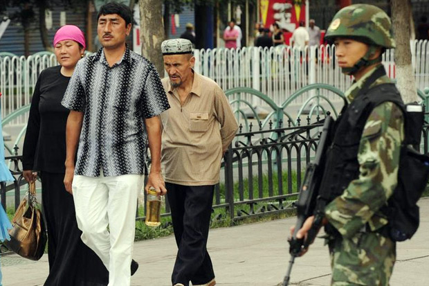 China Perluas Kamp-kamp Politik untuk Warga Uighur