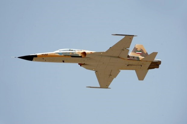 Iran Perkenalkan Jet Tempur Baru