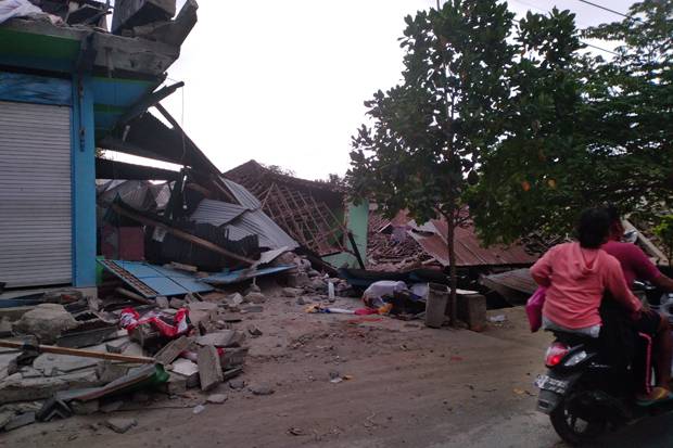 Jokowi Teken Inpres Penanganan Bencana Gempa Lombok