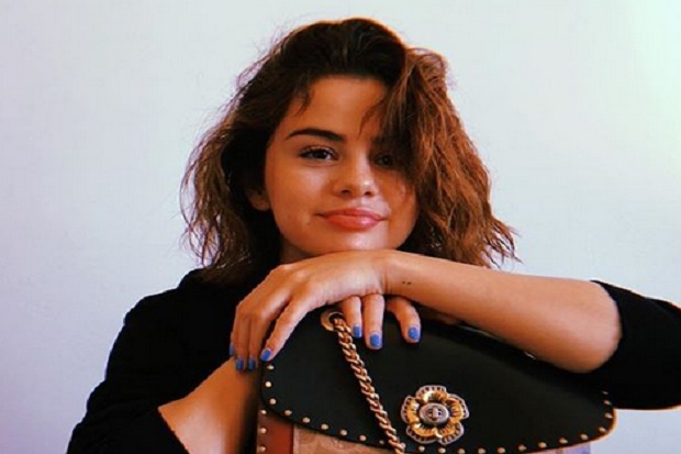 Selena Gomez Meraih 11 Juta Pengikut di Spotify