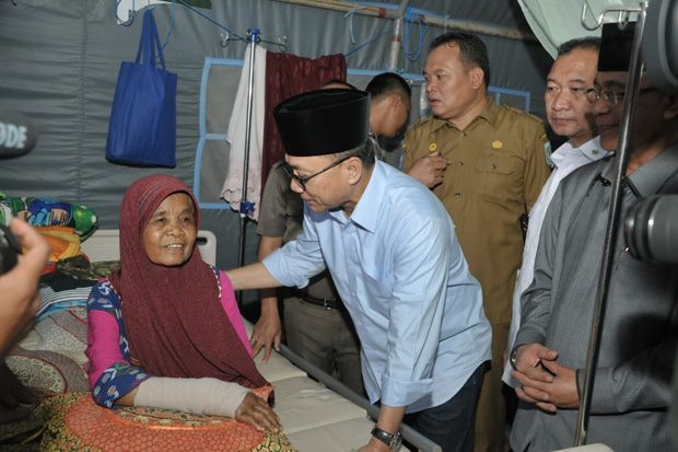 Trauma, Korban Gempa Lombok Tak Mau Dirawat di Gedung Rumah Sakit