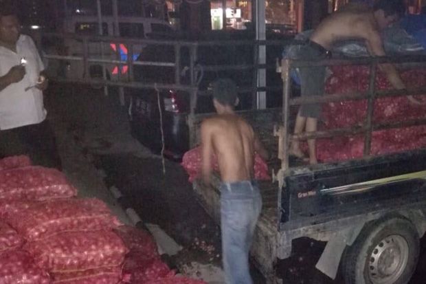 Penyelundupan 1,3 Ton Bawang Merah dari Malaysia Digagalkan
