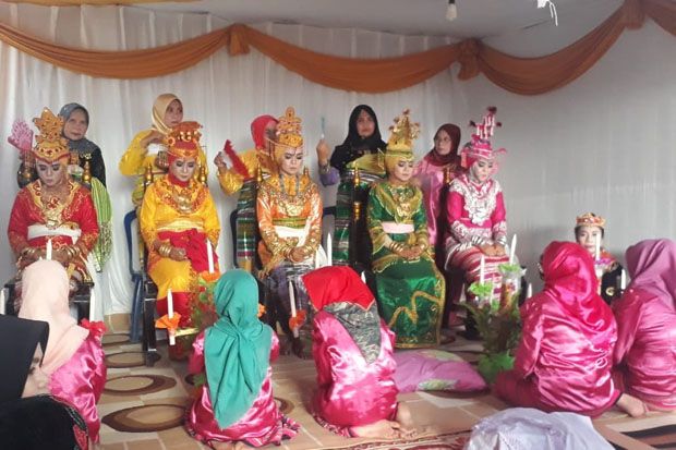 Kariya, Tradisi Pingitan Gadis Muna Sebelum Beranjak Dewasa