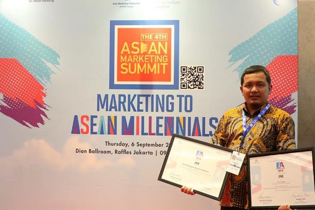 JNE Raih 2 Penghargaan di Ajang ASEAN Marketing Summit 2018