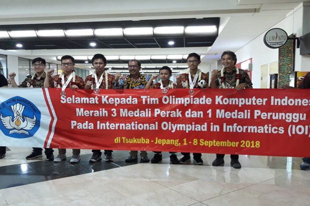 Indonesia Raih 4 Medali Olimpiade Komputer di Jepang