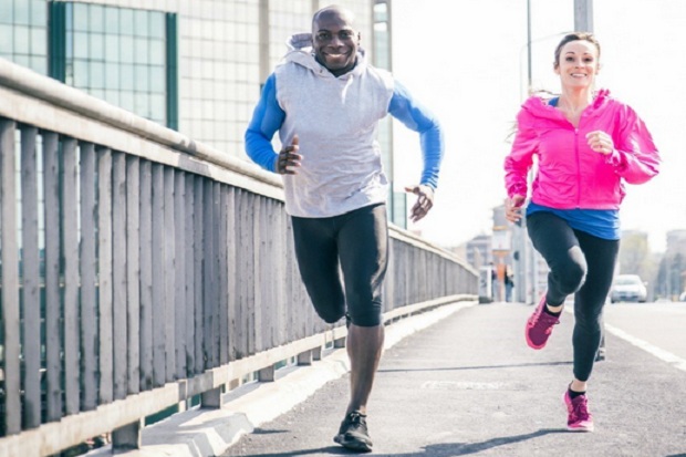 Lari Maraton Bisa Atasi Stres dan Menurunkan Tekanan Darah