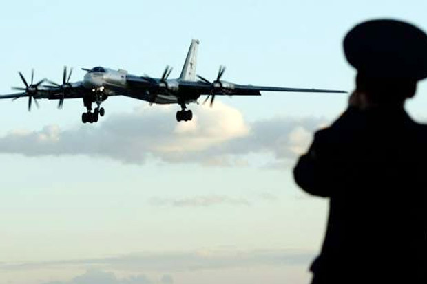 Pentagon Protes Pembom Rusia Terbang Dekat Alaska