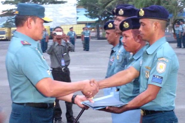 Gagalkan Penyelundupan Sabu, 5 Prajurit TNI AL Diganjar Penghargaan