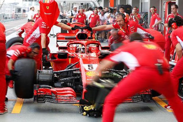 Pembalap Ferrari Sebastian Vettel Dilarang Salah