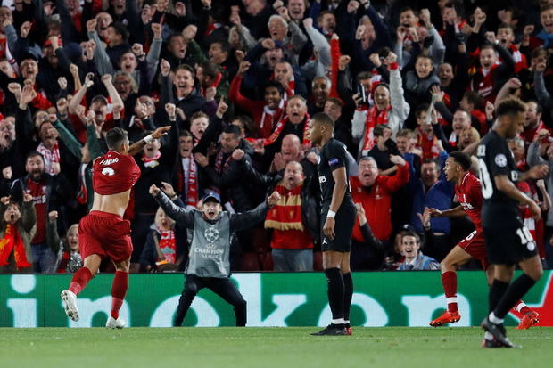 Gol Telat Firmino Bawa Liverpool Menang Dramatis Atas PSG